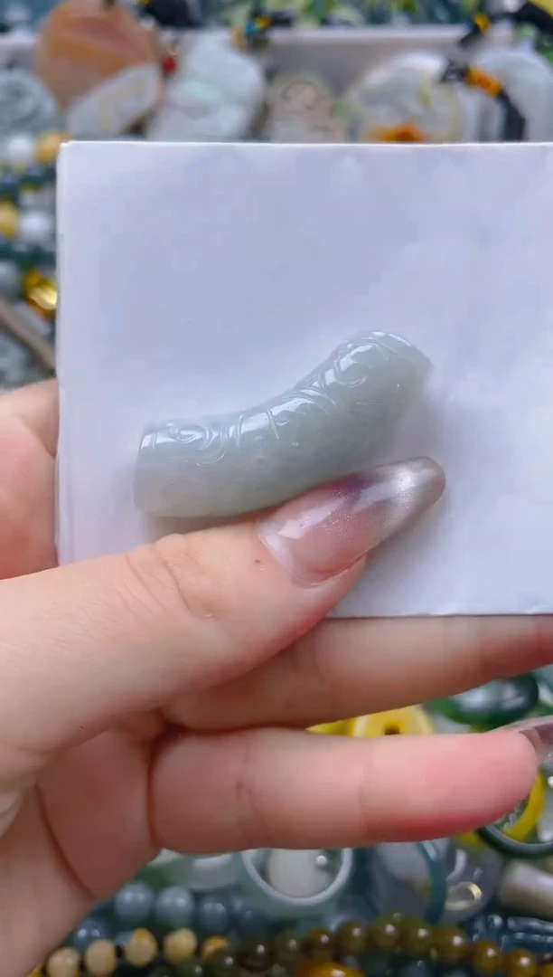 【闪购商品】翡翠颈饰未镶嵌/M/翡翠A货一图一物