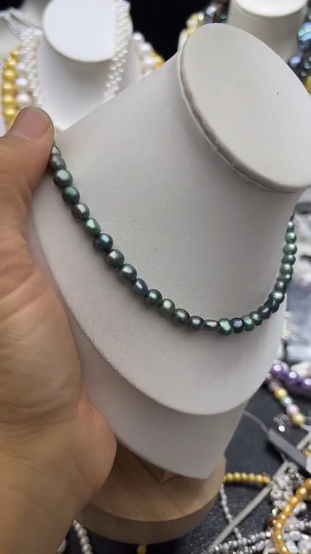 颈饰未镶嵌淡水珍珠多人