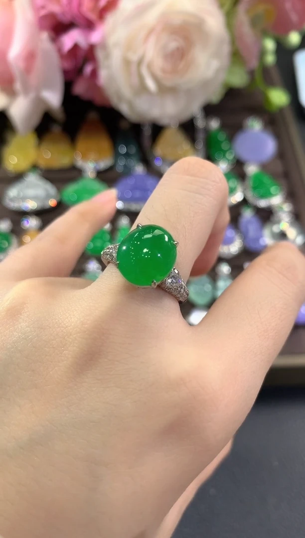 吊坠(不含链)18K金镶嵌翡翠v38