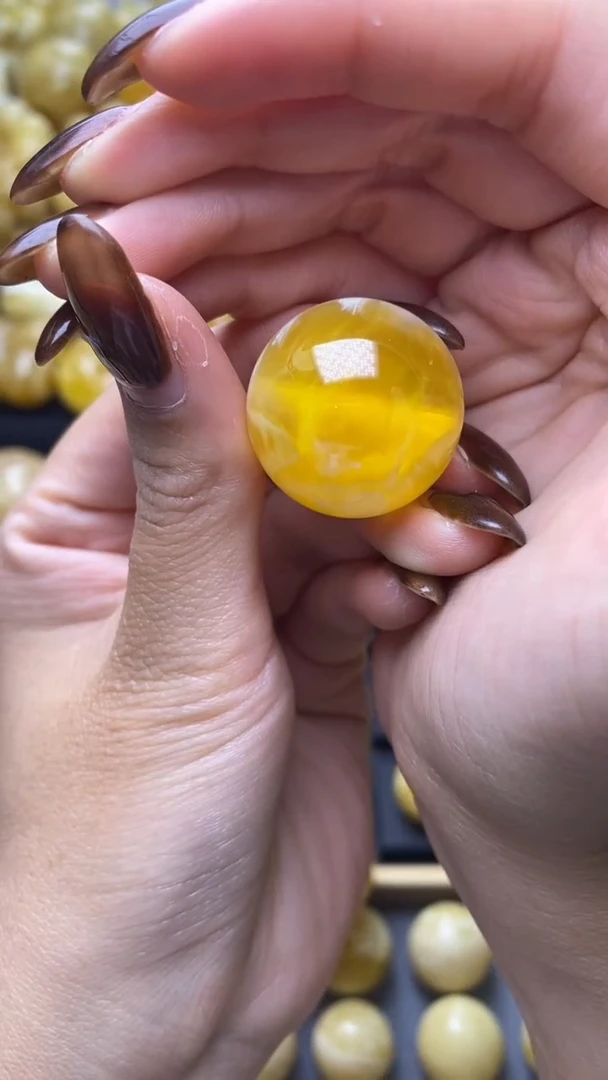 【闪购商品】琥珀裸石未镶嵌蜜蜡.48