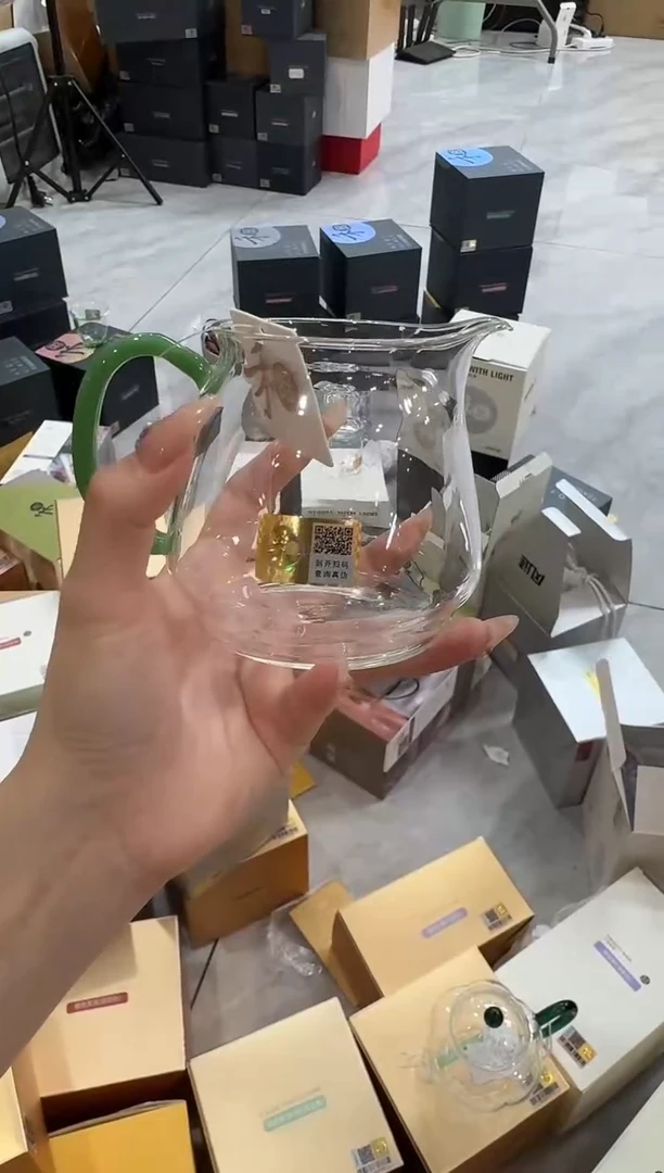 @@禾器晶彩泽然翡翠玉（无盒）