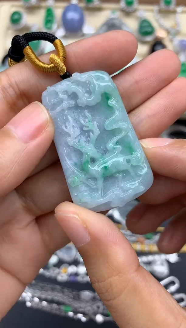 翡翠未镶嵌颈饰114-春日珠宝