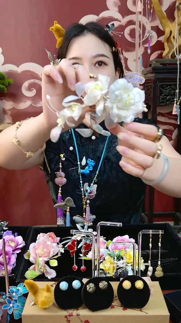 刺绣非遗纯手工绒花