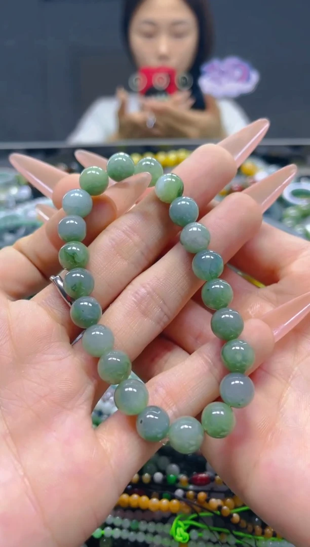 颈饰未镶嵌翡翠8MM