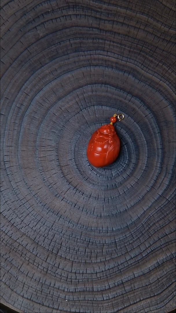 颈饰未镶嵌南红玛瑙抱抱佛