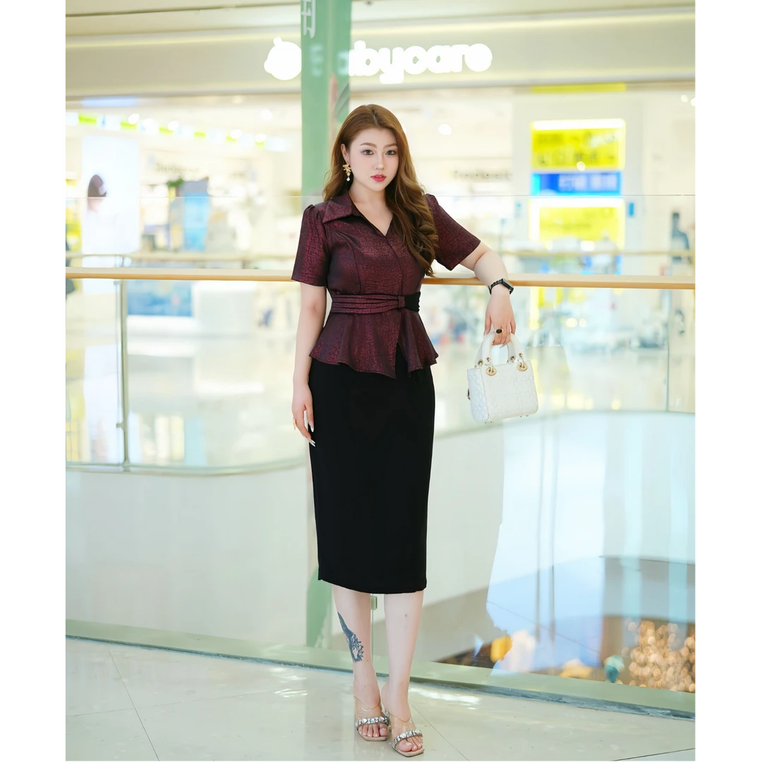 XYD71584法式轻奢假两件V领长裙精致感修身显瘦高档大码连衣裙