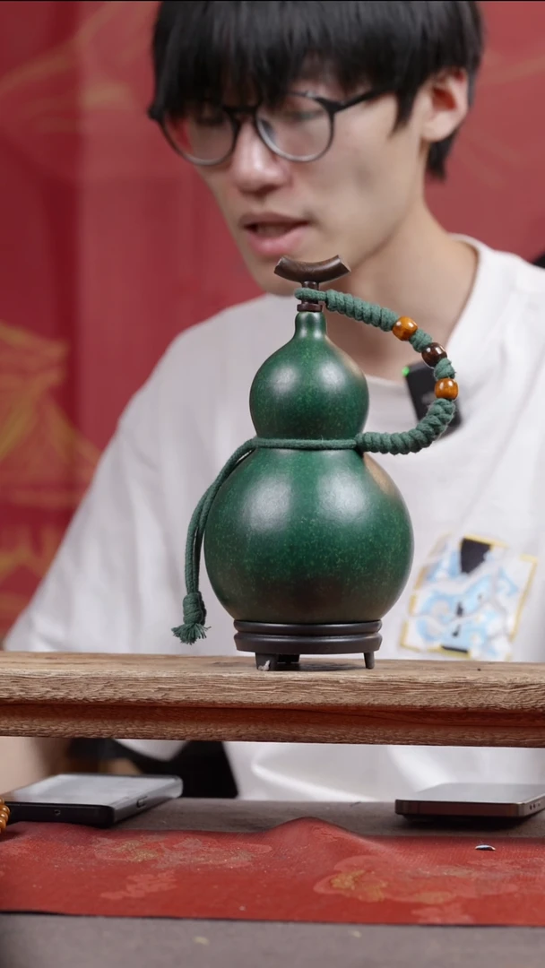 668号大漆精品葫芦一物一拍