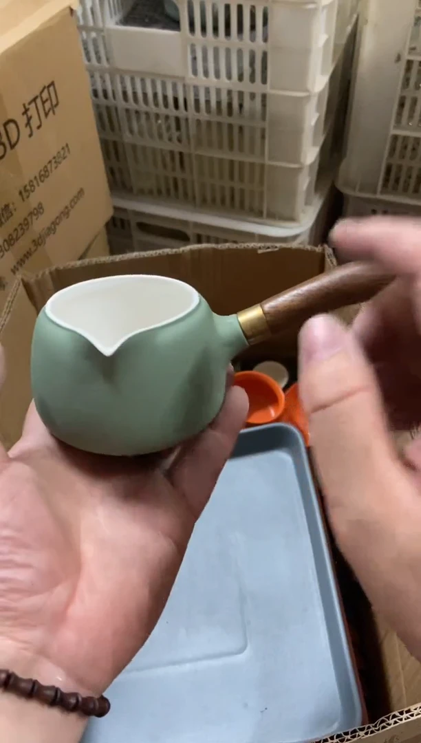 无运费险有瑕疵的摄影的产品有使用过的痕迹有点脏介意勿拍