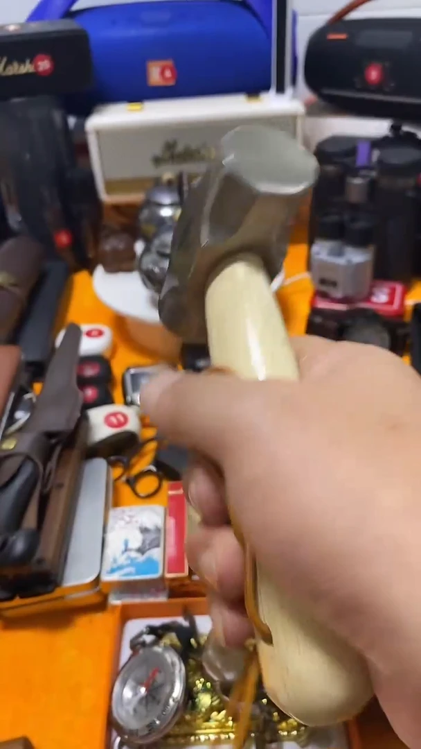 瓷片闪购商品 如图所示