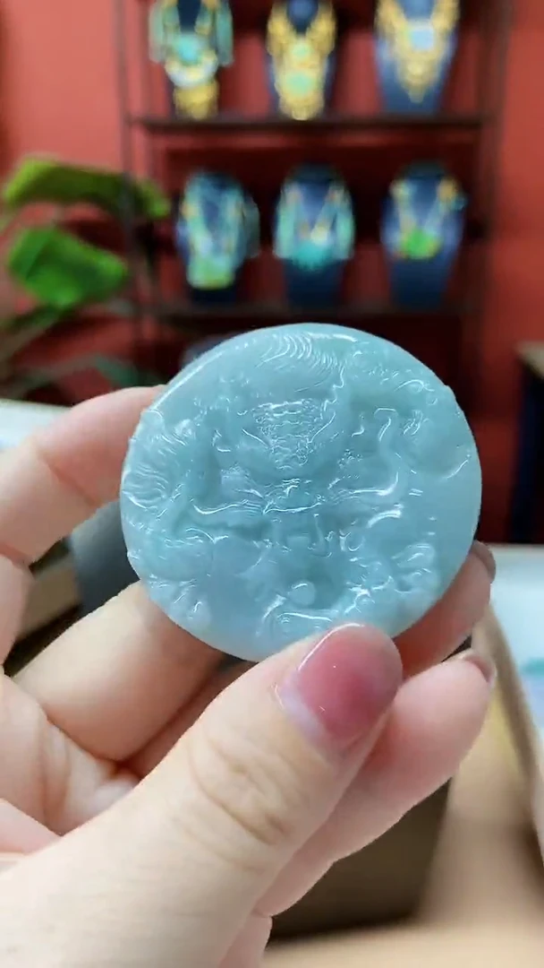 颈饰未镶嵌翡翠吊坠