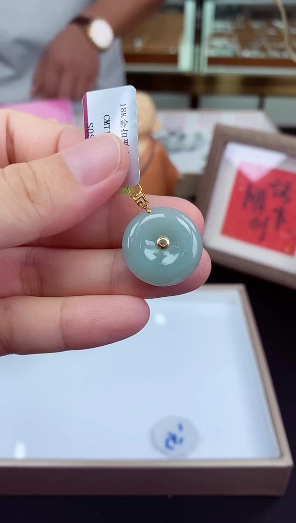 吊坠(不含链)18K金镶嵌翡翠吊坠多样性发其一@@CMT