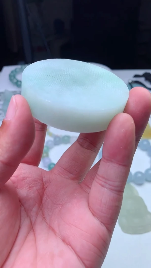 未镶嵌定制翡翠彬**下珠子