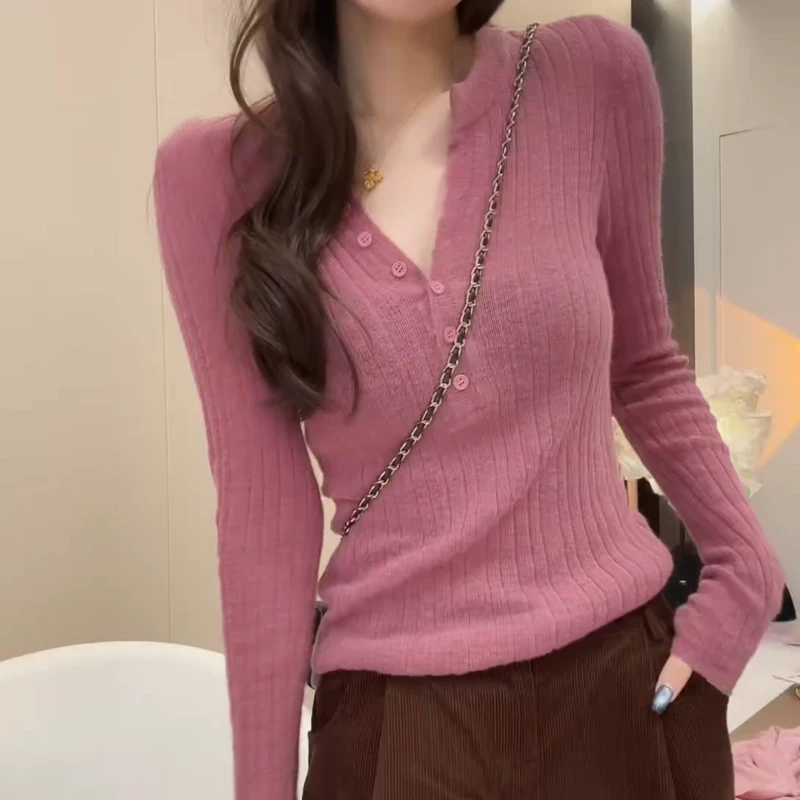 2025秋冬时尚显瘦修身打底针织衫女开口领毛衣LK2507137