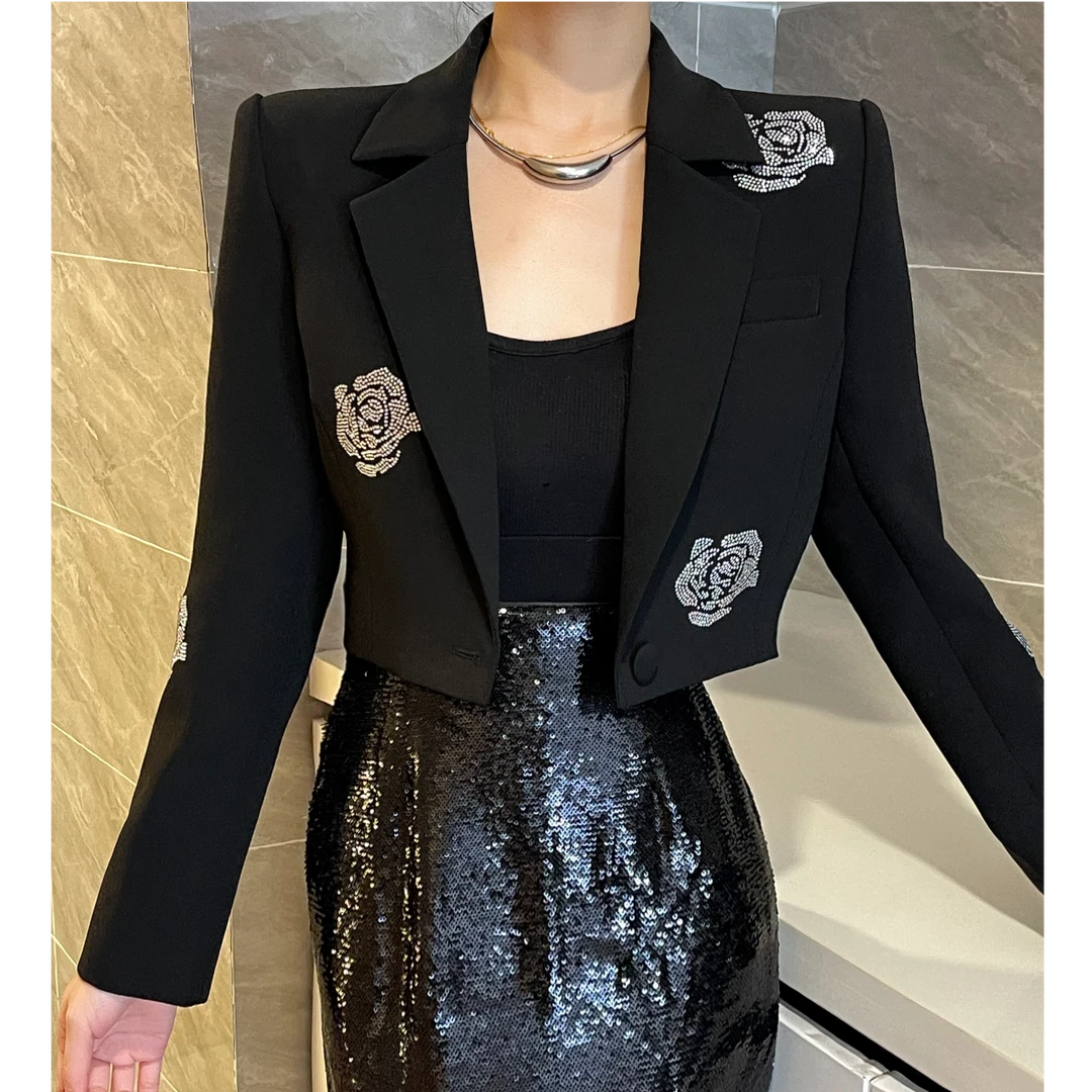 MD进进原创【玫瑰之境】2025春季轻奢设计师重工烫钻显瘦短西装外套