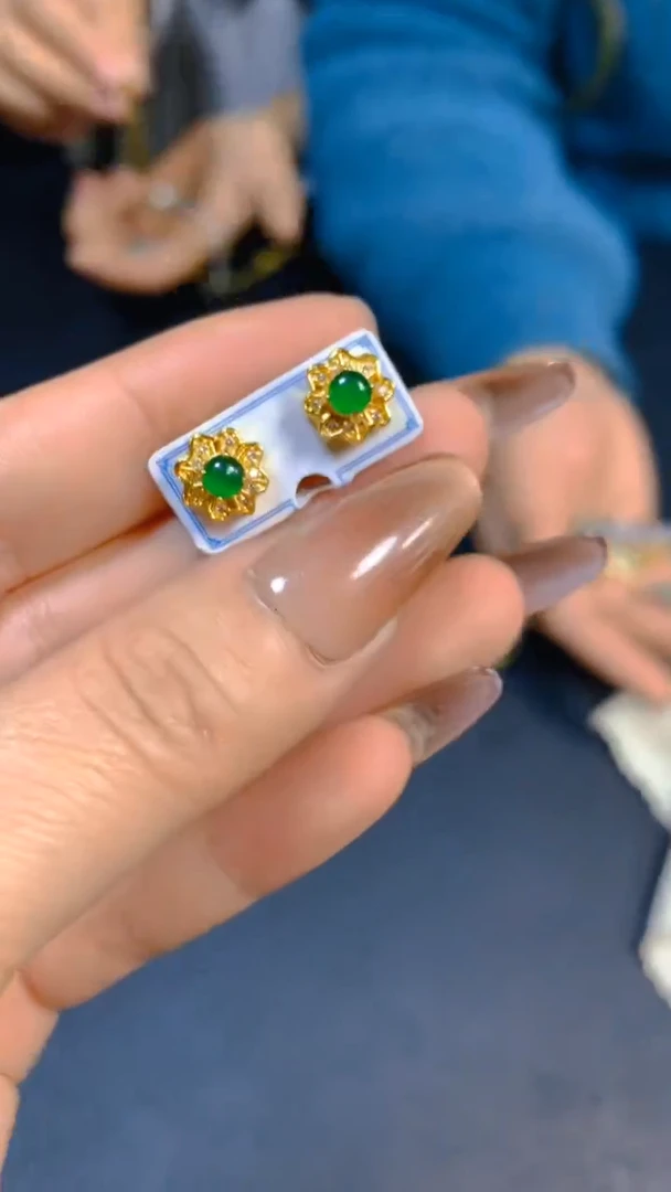 【闪购商品】翡翠耳饰未镶嵌0800073944多样性发一