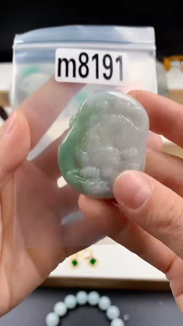 颈饰未镶嵌翡翠天然翡翠吊坠挂件