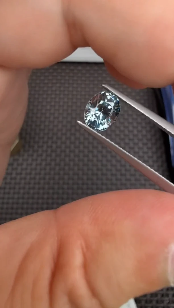 裸石未镶嵌尖晶石1.6ct-A0320
