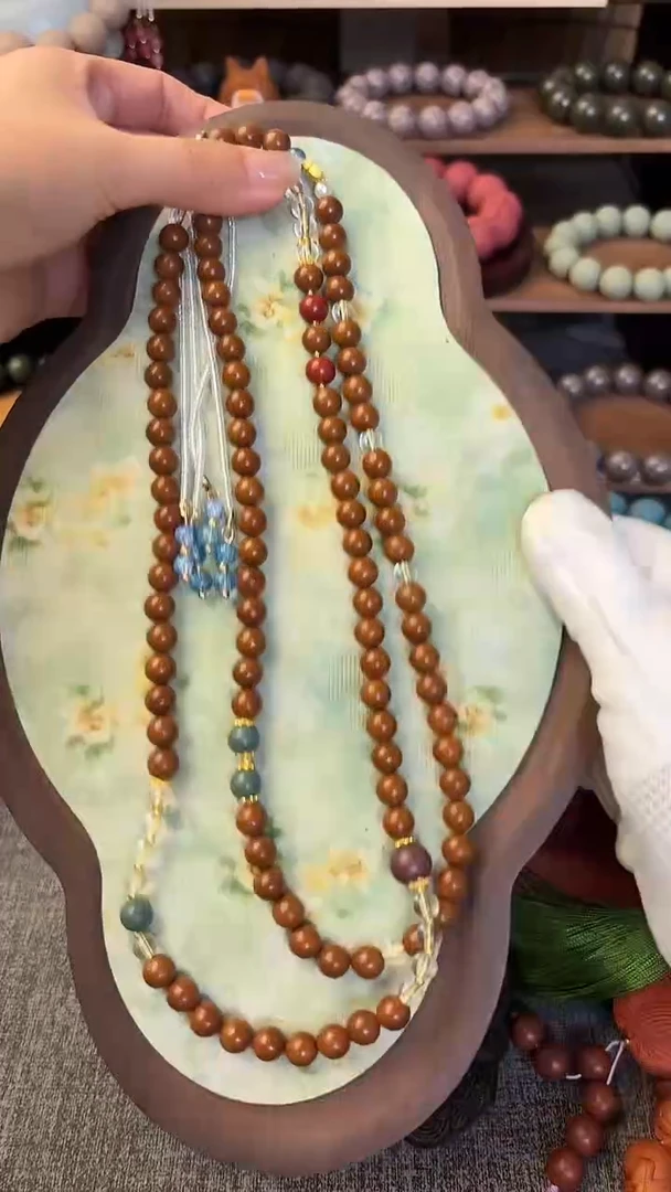 泥塑欢宜香设计款项链一条