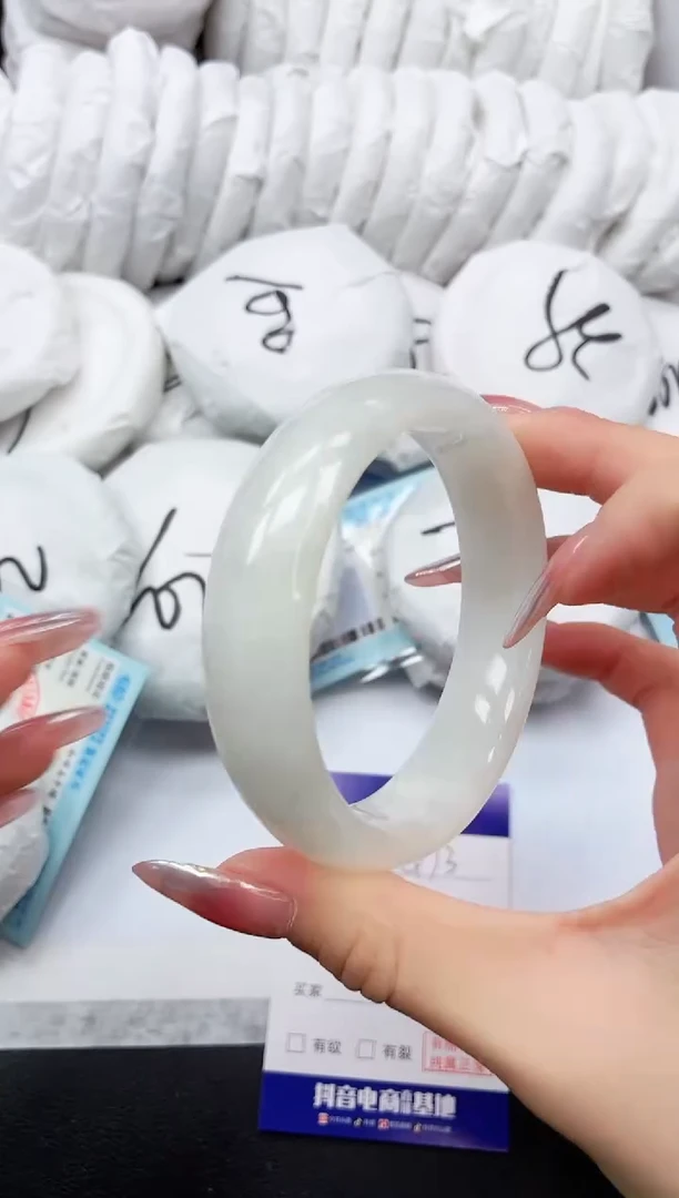 和田玉手镯未镶嵌9Q73-61