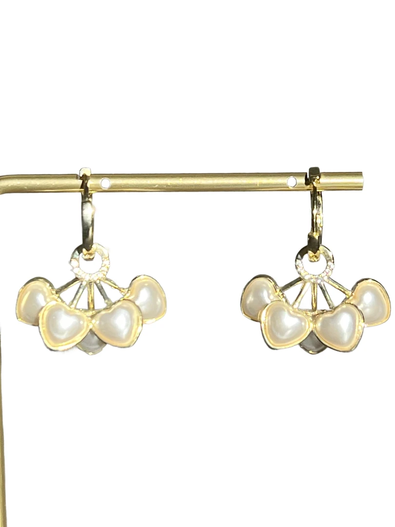 钛钢锆石耳饰 可爱法式复古饰品