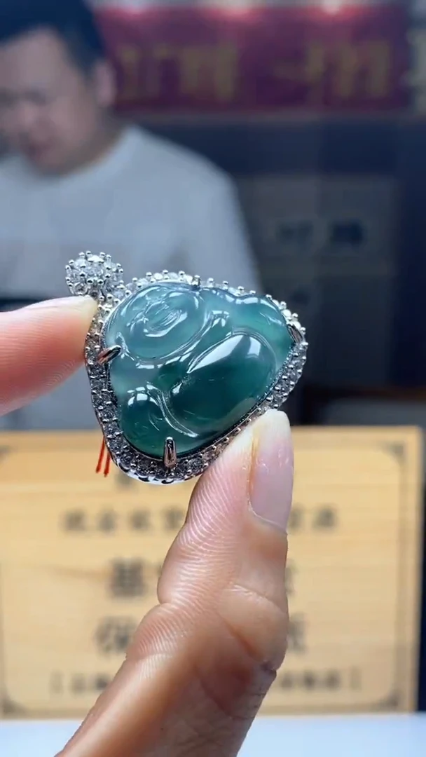 【闪购商品】翡翠颈饰未镶嵌********196