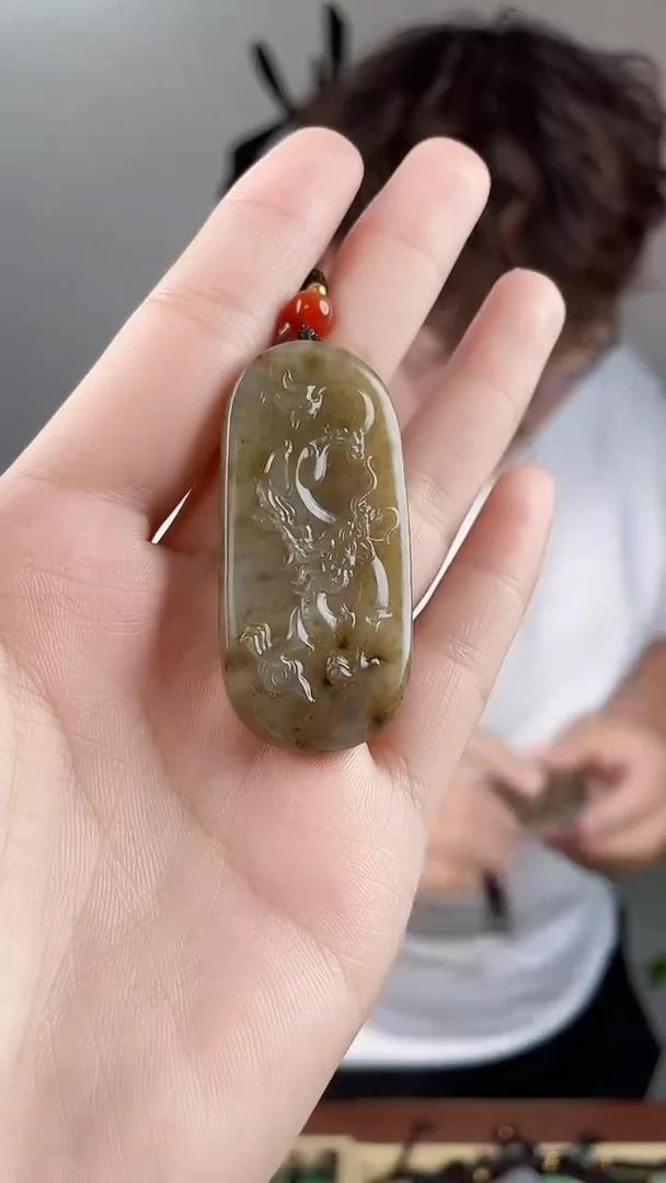和田玉未镶嵌颈饰拍一发一，多样性发货