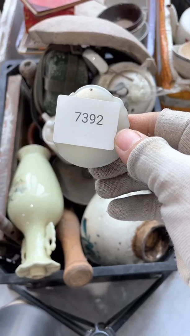 摆件器5566778825056067392