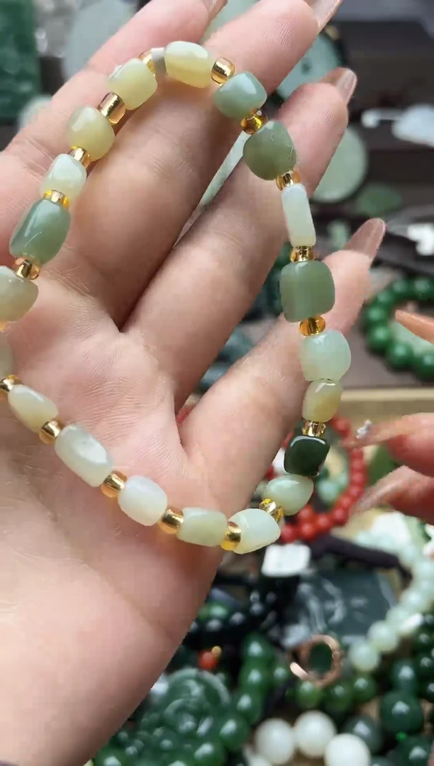 颈饰未镶嵌和田玉未镶嵌和田玉吊坠多样性拍一发一