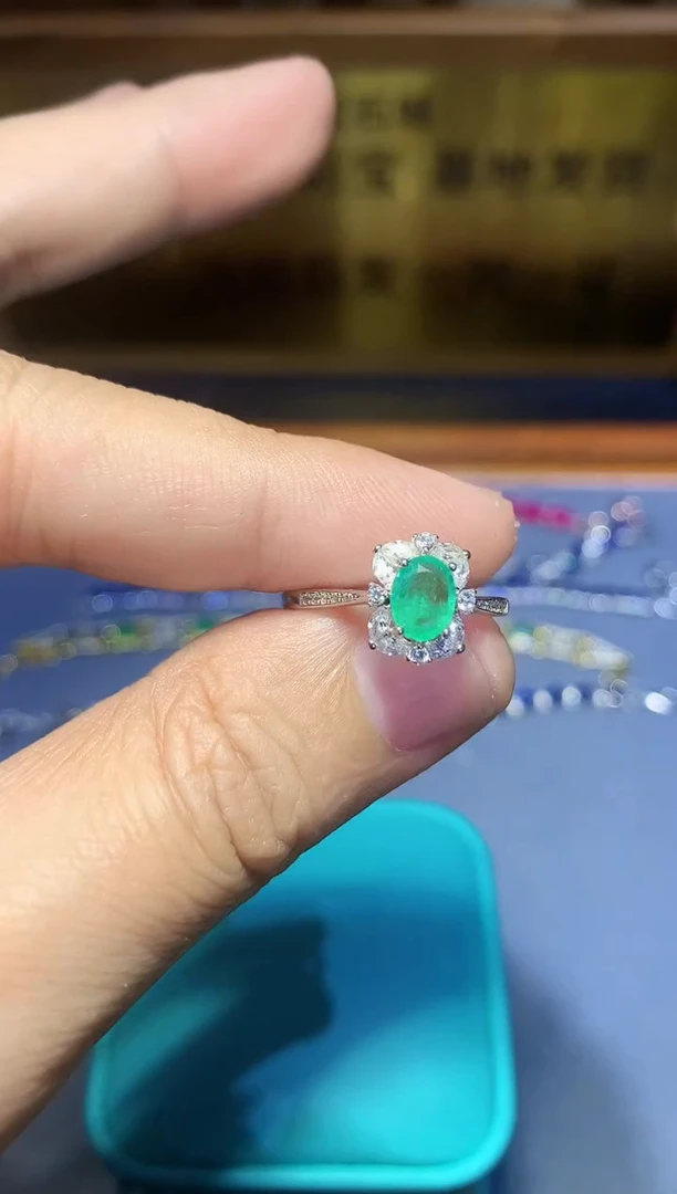 【闪购商品】祖母绿戒指银S925镶嵌........