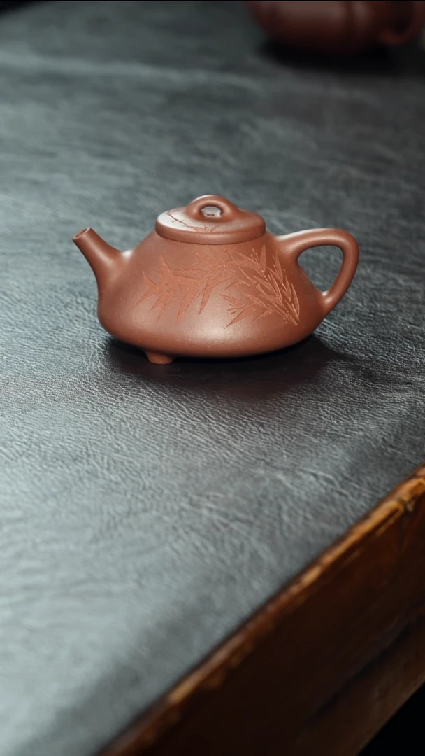 茶壶紫砂半手 子冶 刻绘 竹叶 现货