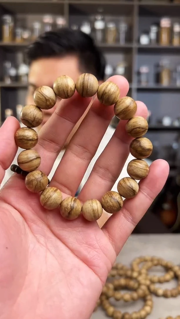 沉香手串69达拉干圆珠13mm/12克 多样性发其一