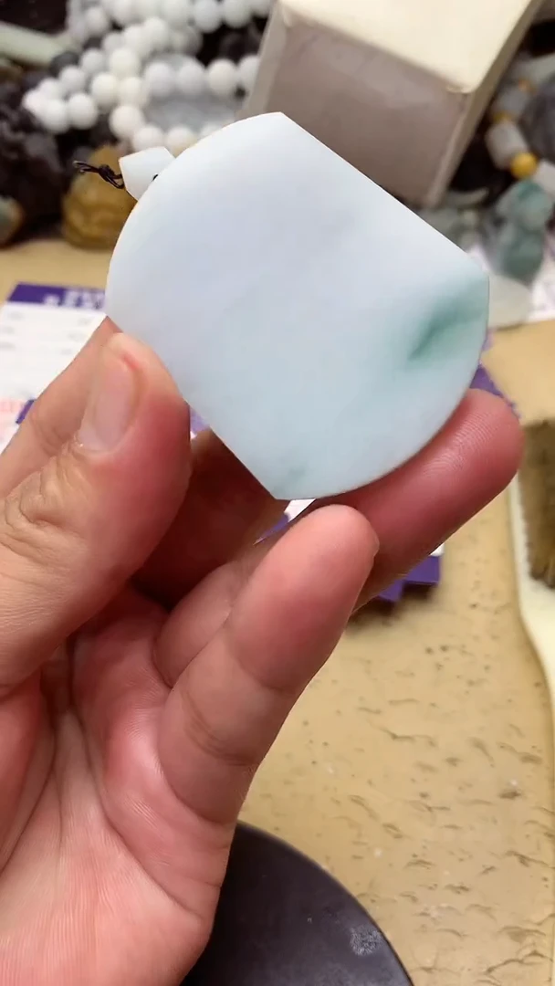 定制翡翠未镶嵌翡翠1