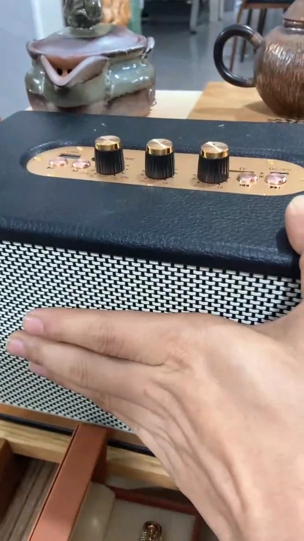 瓷片闪购商品  如图所示