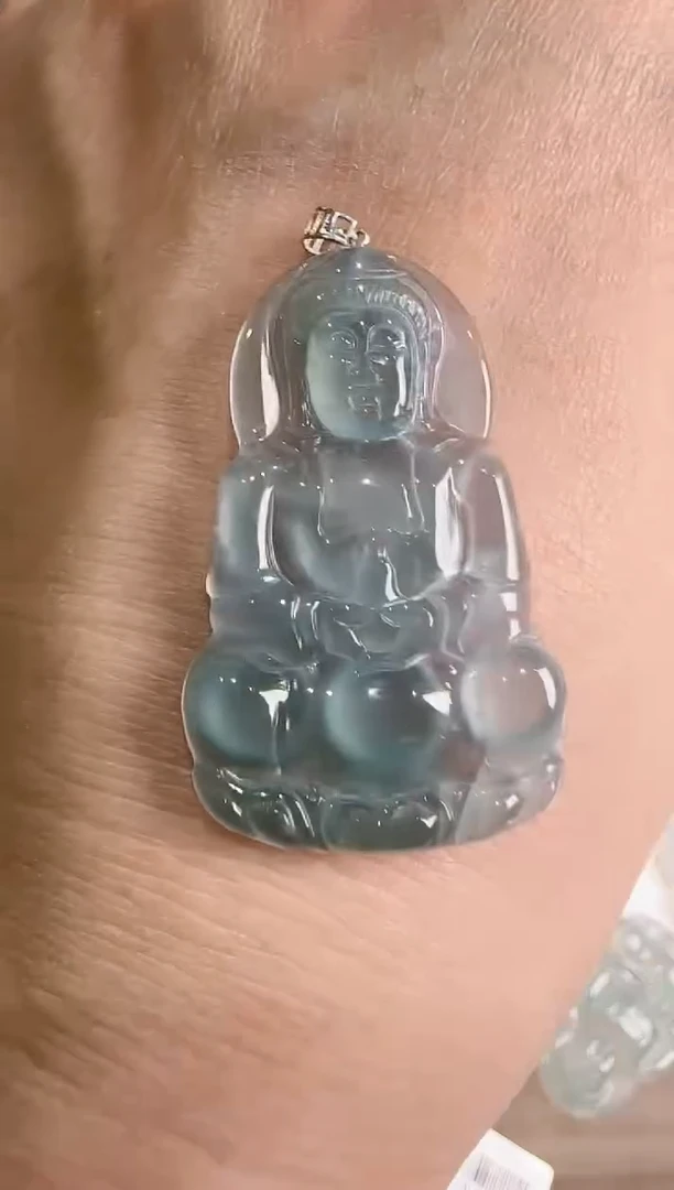 【闪购商品】翡翠吊坠(不含链)18K金镶嵌····多样性发货