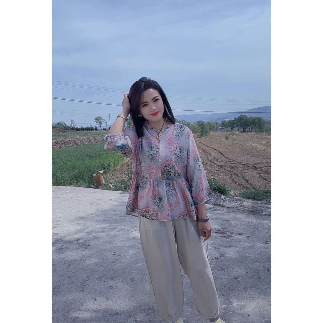 艳艳家 显瘦碎花洋气文艺女士时尚妈妈套装