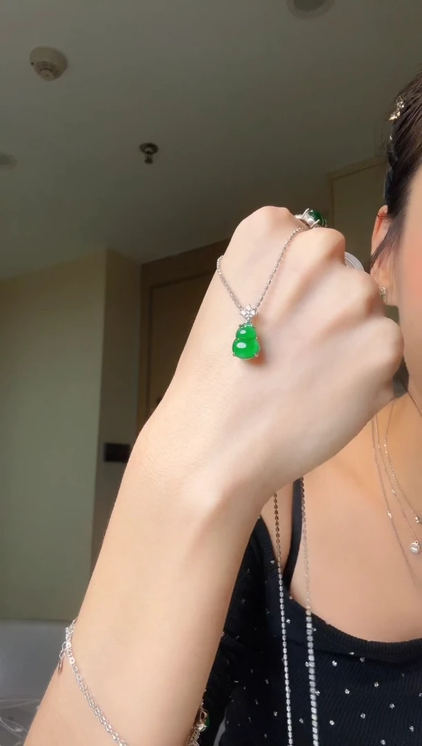 翡翠银S925镶嵌吊坠(不含链)天然翡翠吊坠