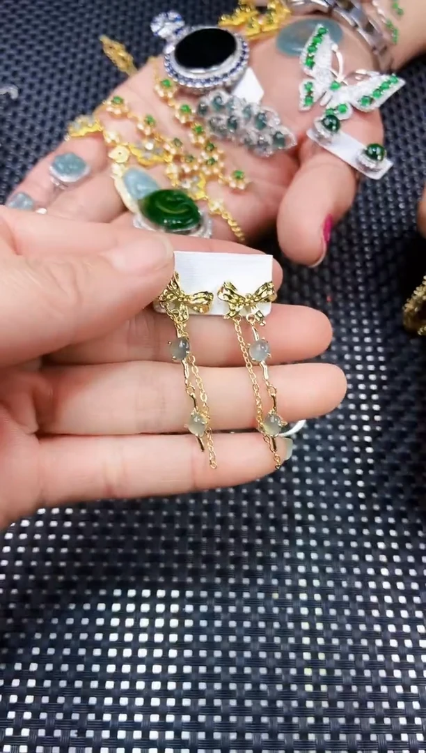 【闪购商品】翡翠耳饰未镶嵌111111111