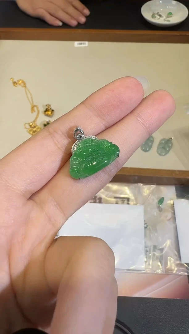 颈饰18K金镶嵌翡翠X1207-512-469