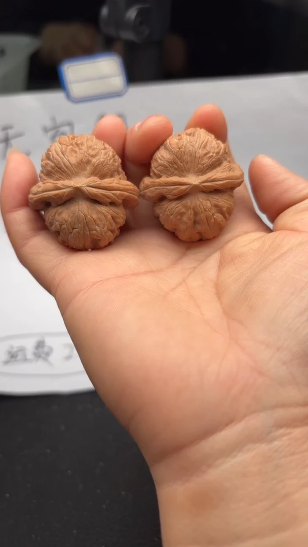 吊坠文玩核桃135元宝