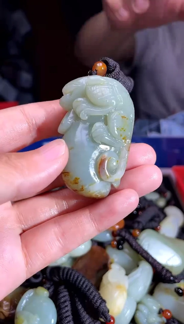 和田玉未镶嵌挂件1