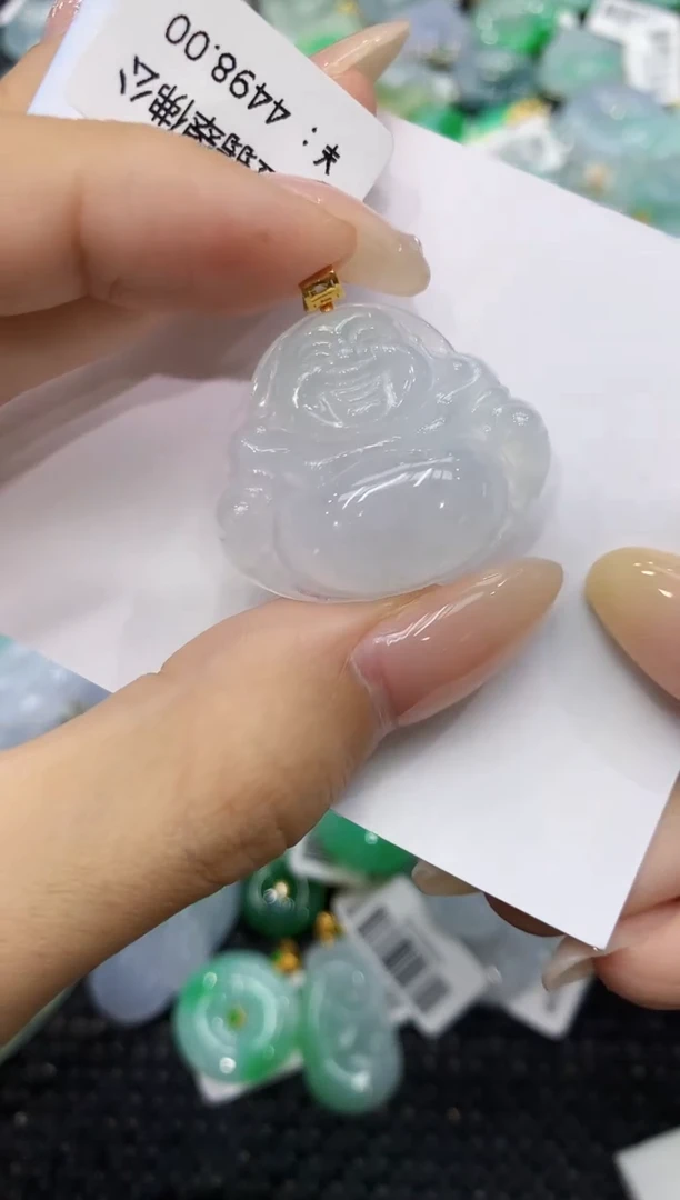 翡翠18K金镶嵌颈饰111111111111