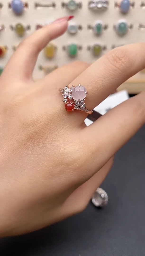 【闪购商品】翡翠戒指银S925镶嵌一物一证一礼盒