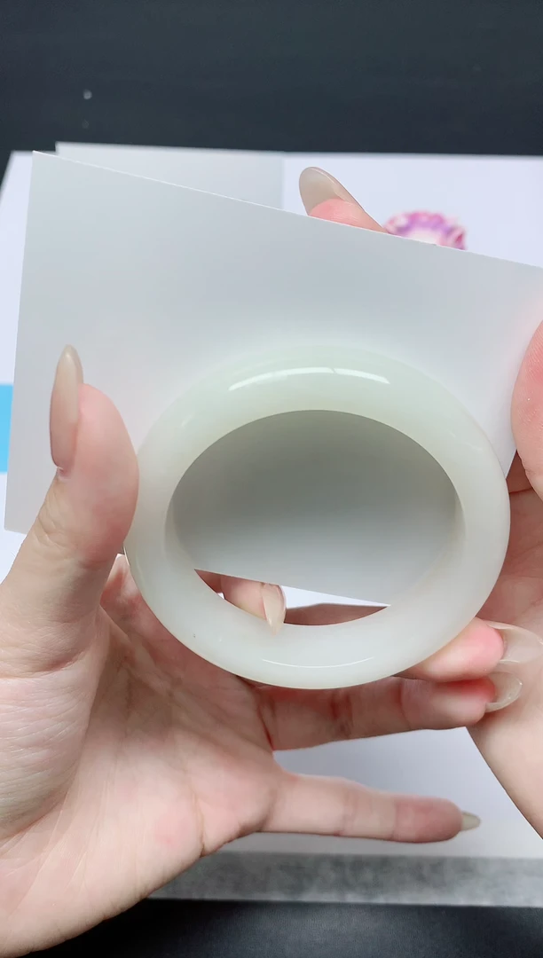 石英质玉手镯未镶嵌K289-52