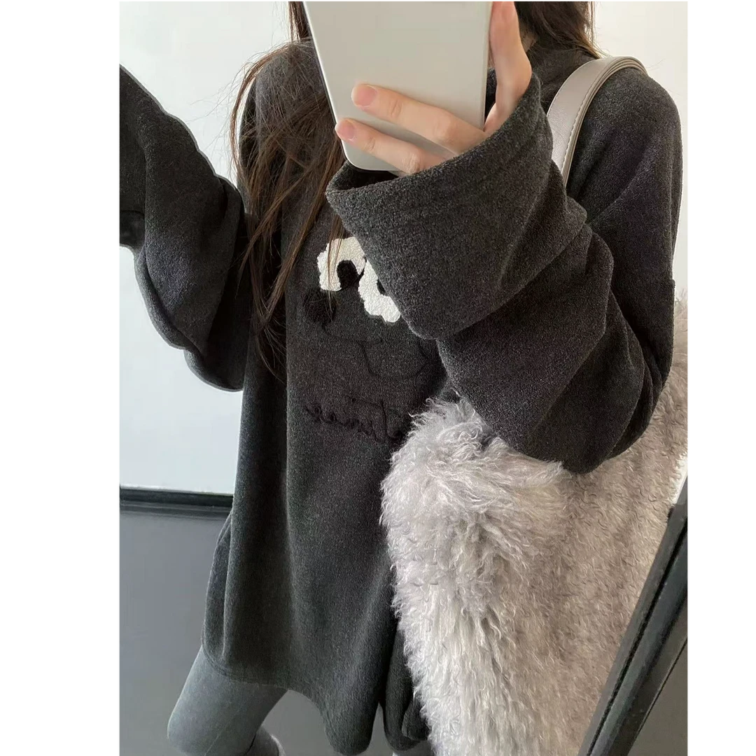 荷包蛋狗~双面绒加厚毛巾绣小狗长袖t恤女保暖配鲨鱼裤的中长上衣