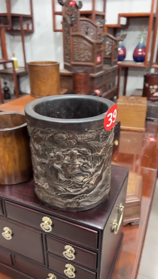 小叶紫檀手刻八仙笔筒111