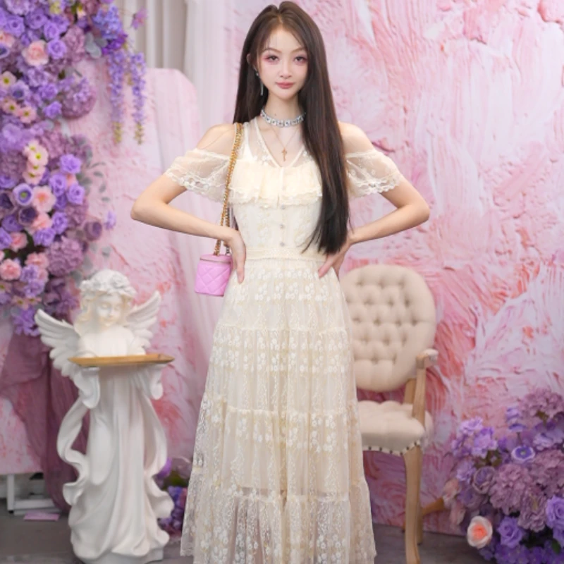 【沈大大甄选】优雅显瘦蕾丝杏色气质连衣裙32WAQ3397