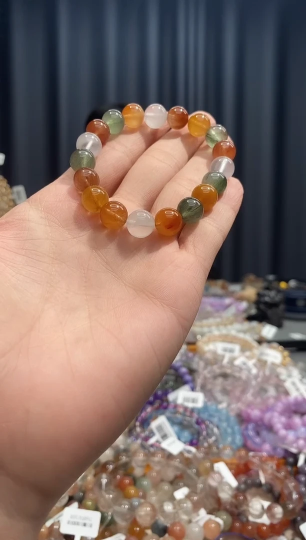 未镶嵌手链水晶?彩兔毛
