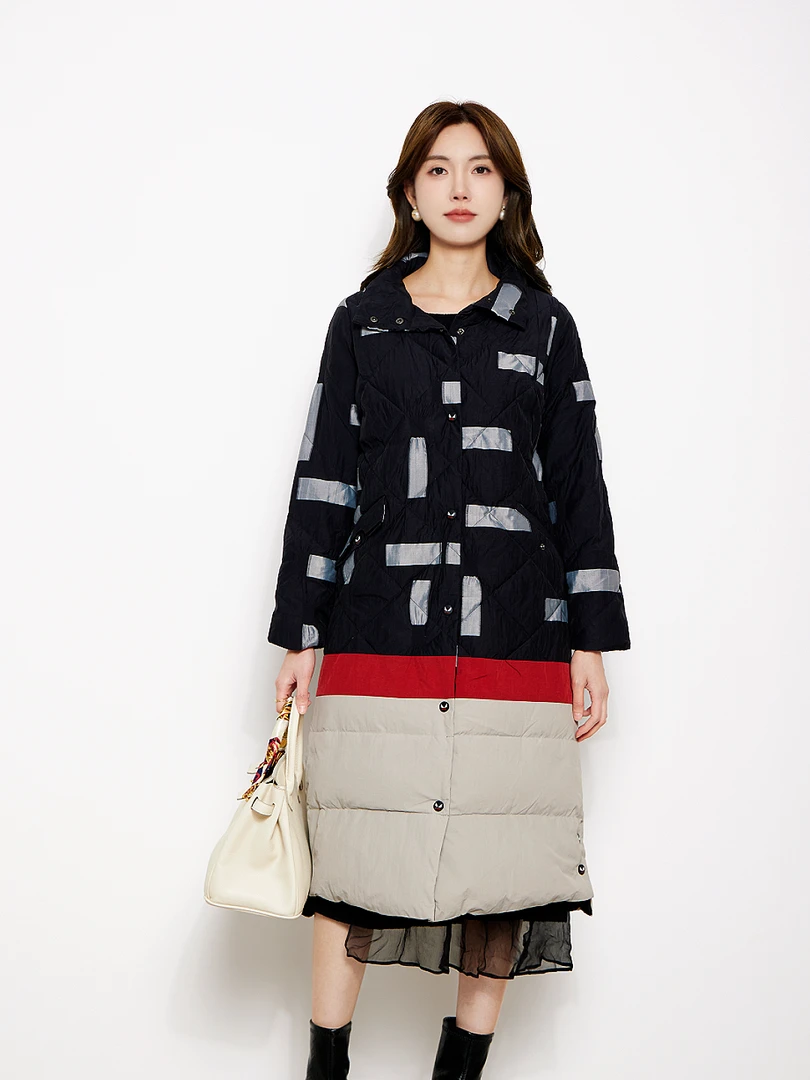 羽绒服长款女士2025新款休闲时尚过膝90新国标白鸭绒外套M5798