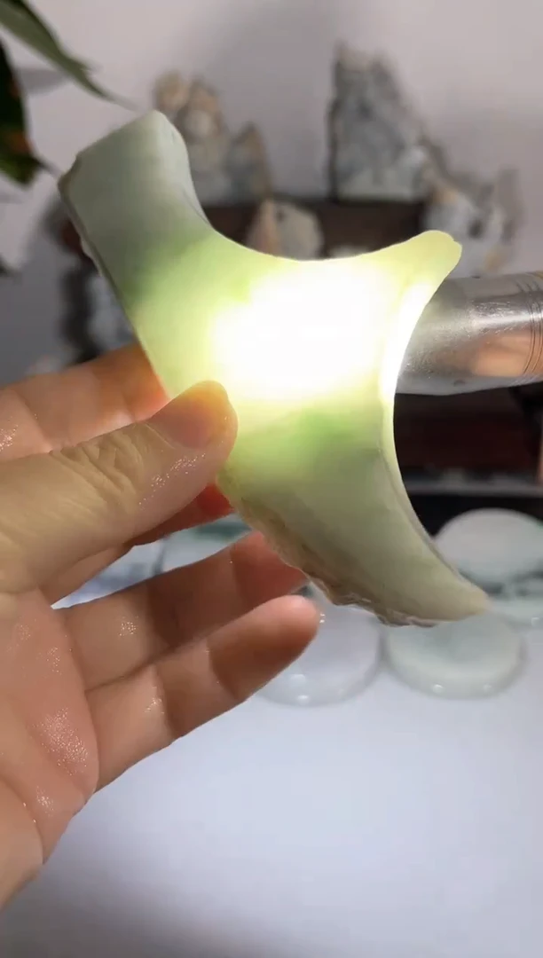 未镶嵌挂件翡翠499