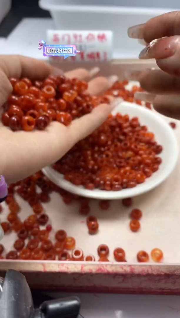 【闪购商品】翡翠颈饰未镶嵌w2026红翡甜甜圈9*6mm*15颗